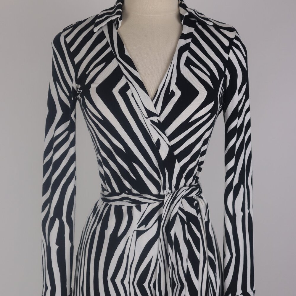 ❄️ Vtg Diane Von Furstenberg NWOT Wrap Dress Zebra White Black Animal Print Sz 0
